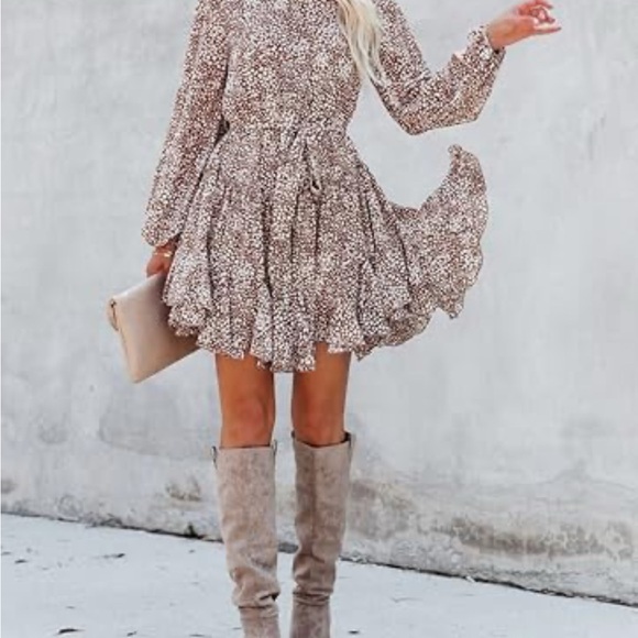 Flawless Brown Floral Long Sleeve Dress - Picture 2 of 5